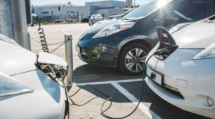 Piden eliminar exención de aranceles a importación vehículos eléctricos para impulsar la industria mexicana