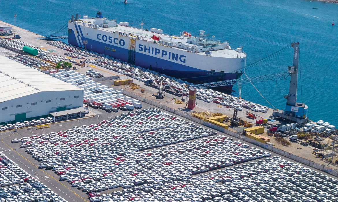 VIENTO EN POPA AUTOMOTRIZ EN PUERTOS MARÍTIMOS Y SECOS